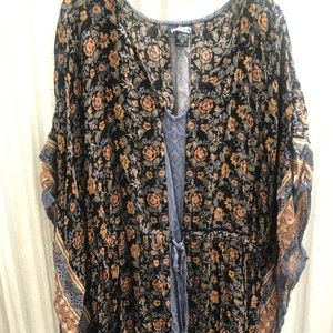 Kimono sleeved hippie top